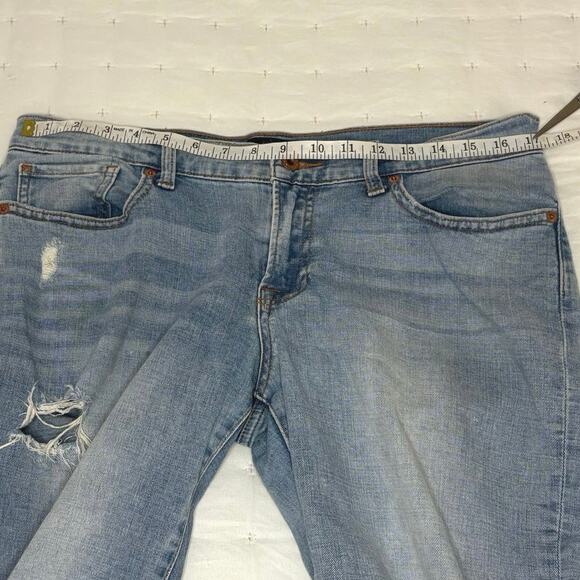 Lucky Brand Sienna Cigarette Distressed Jeans Mid Rise Women's 10/30 Light Blue - Picture 9 of 12